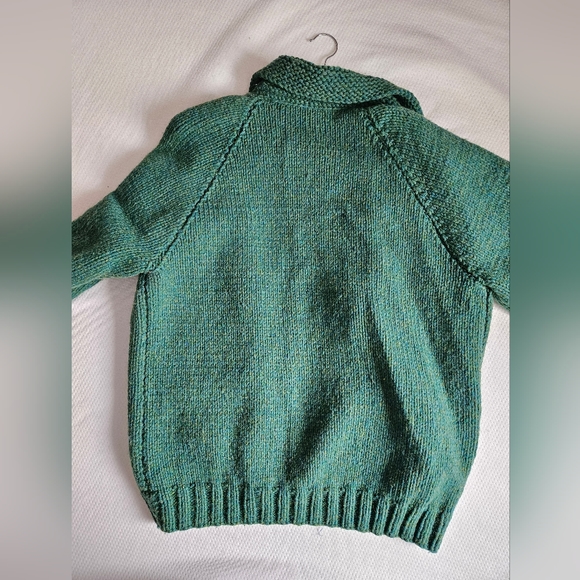 Handmade knitted wool cardigan with zipper - Picture 2 of 5
